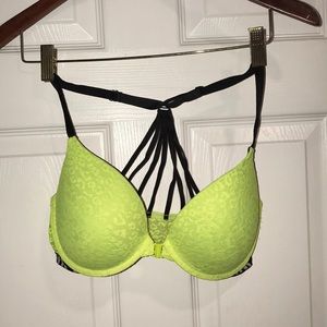 32DD Pink Victoria Secret push-up bra.